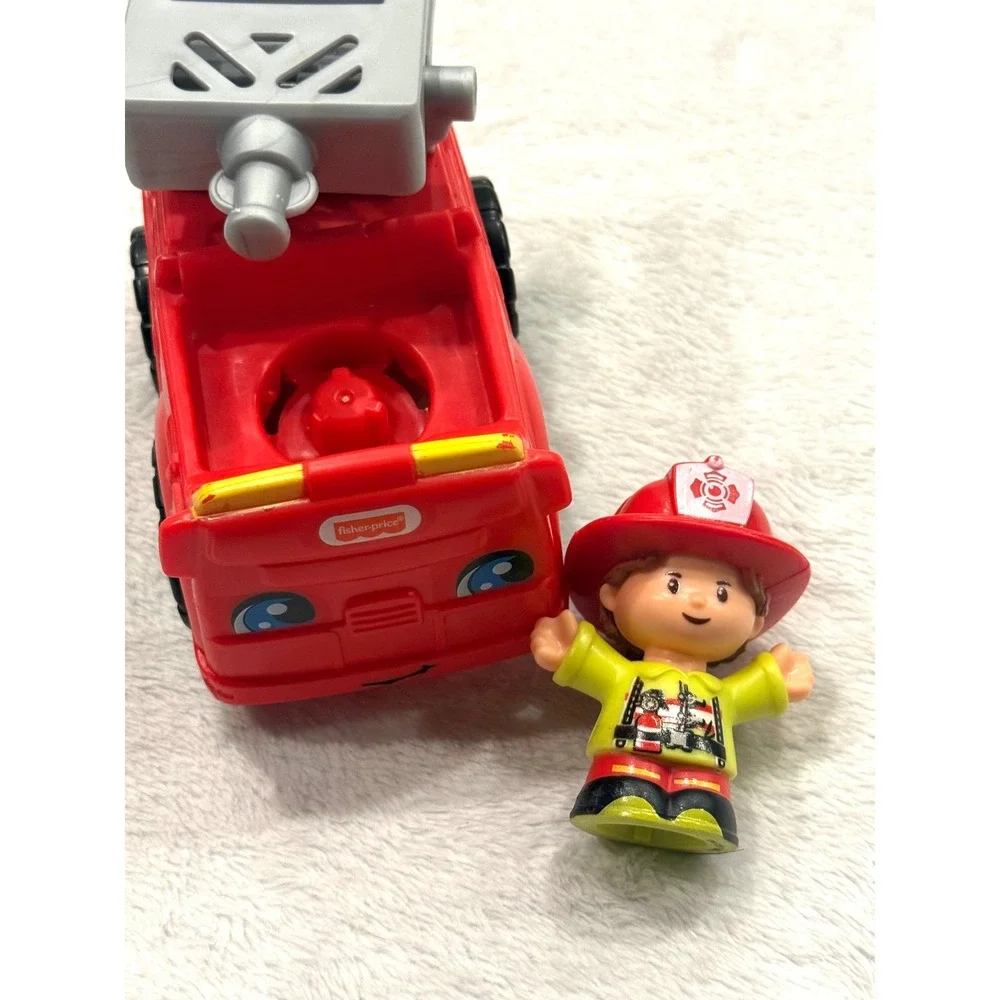 Fisher-Price Little People Fire Truck with Firefighter Erika Figure‎ Red Toy Set
